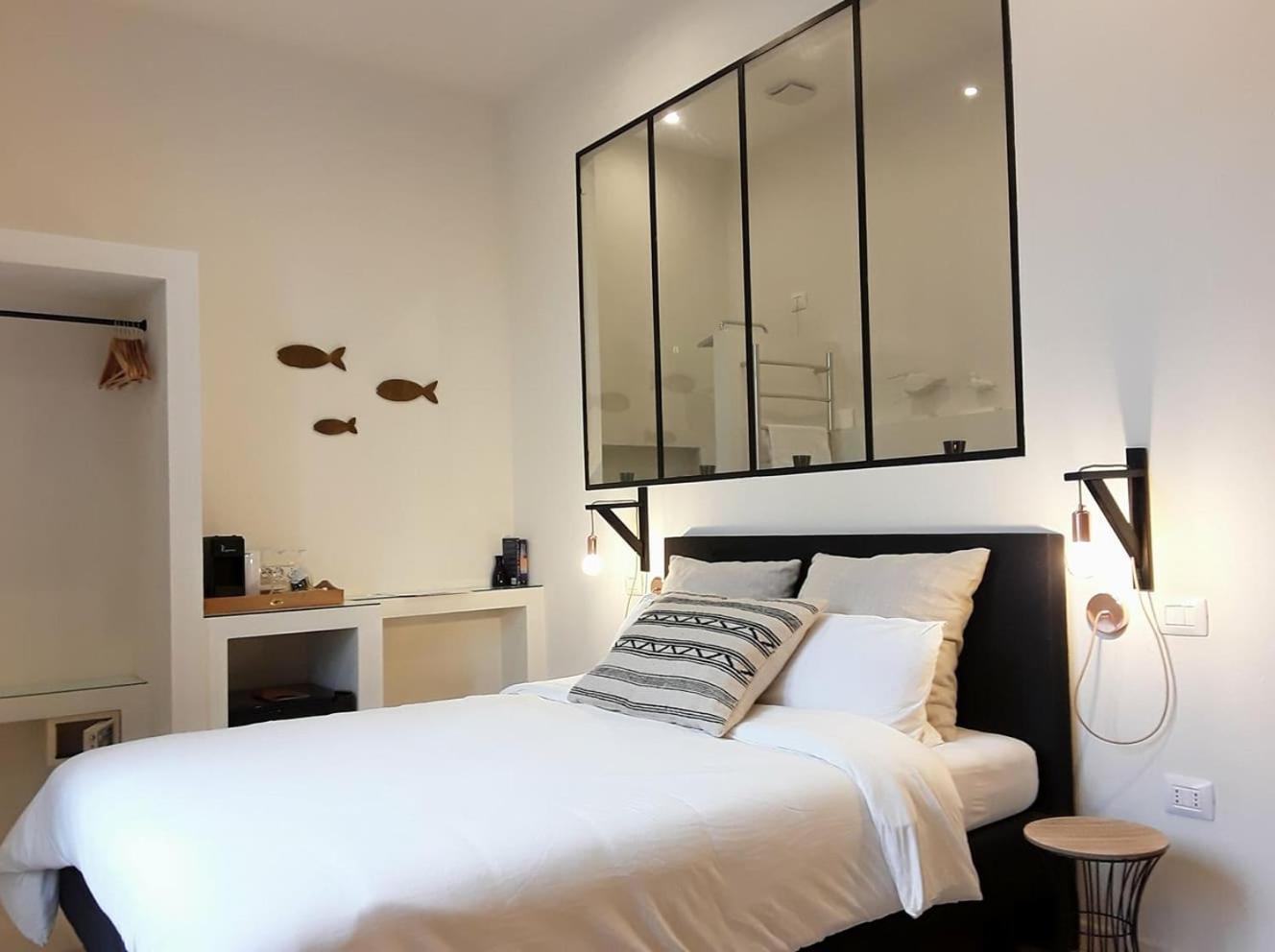 קליארי Fra Cielo E Mare Boutique Rooms מראה חיצוני תמונה